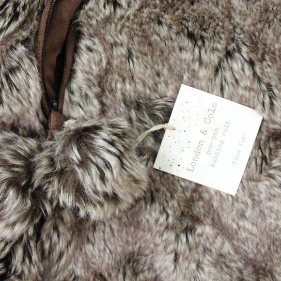 London & Cole Pom-Pom Faux Fur Bunting Suit 0-6M - Picture 5 of 6